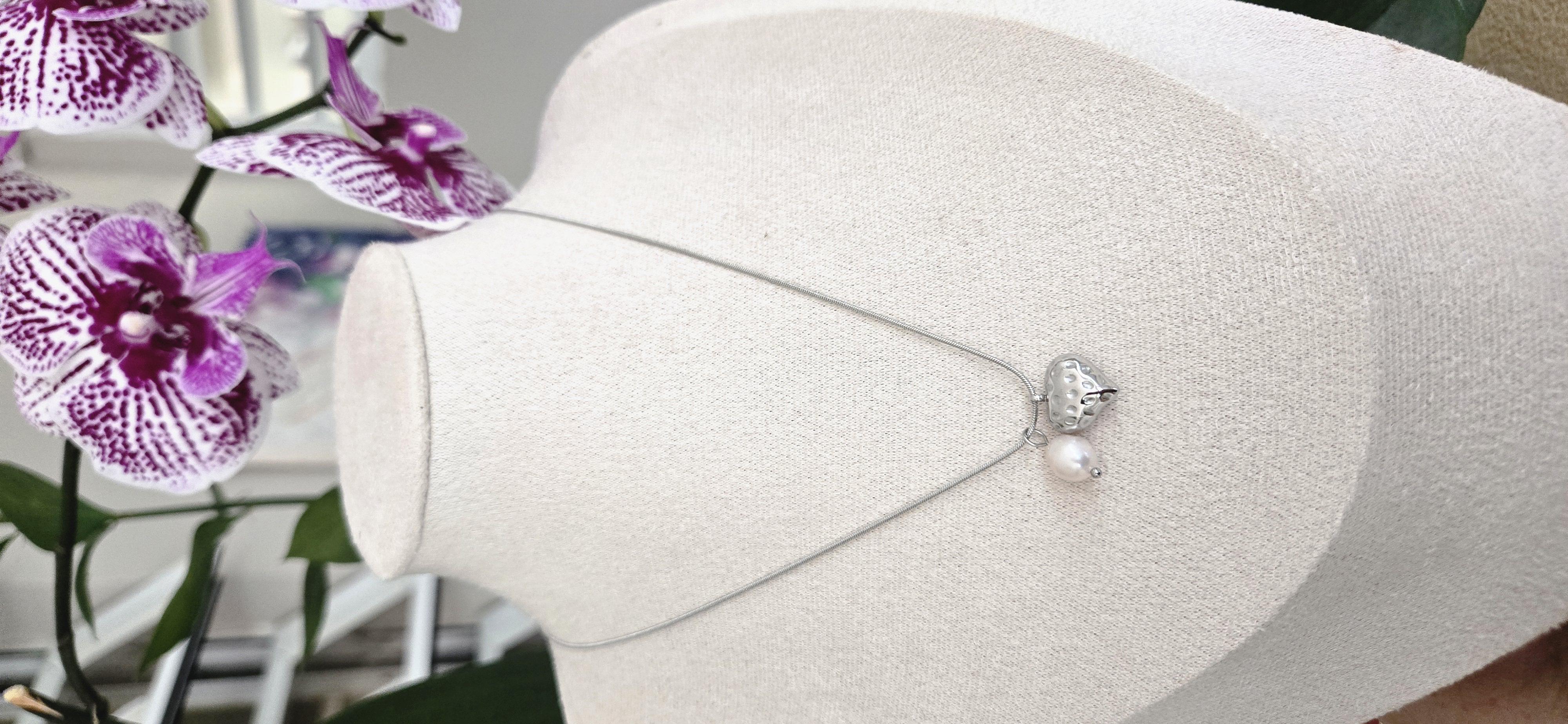 Collar corazon y perla