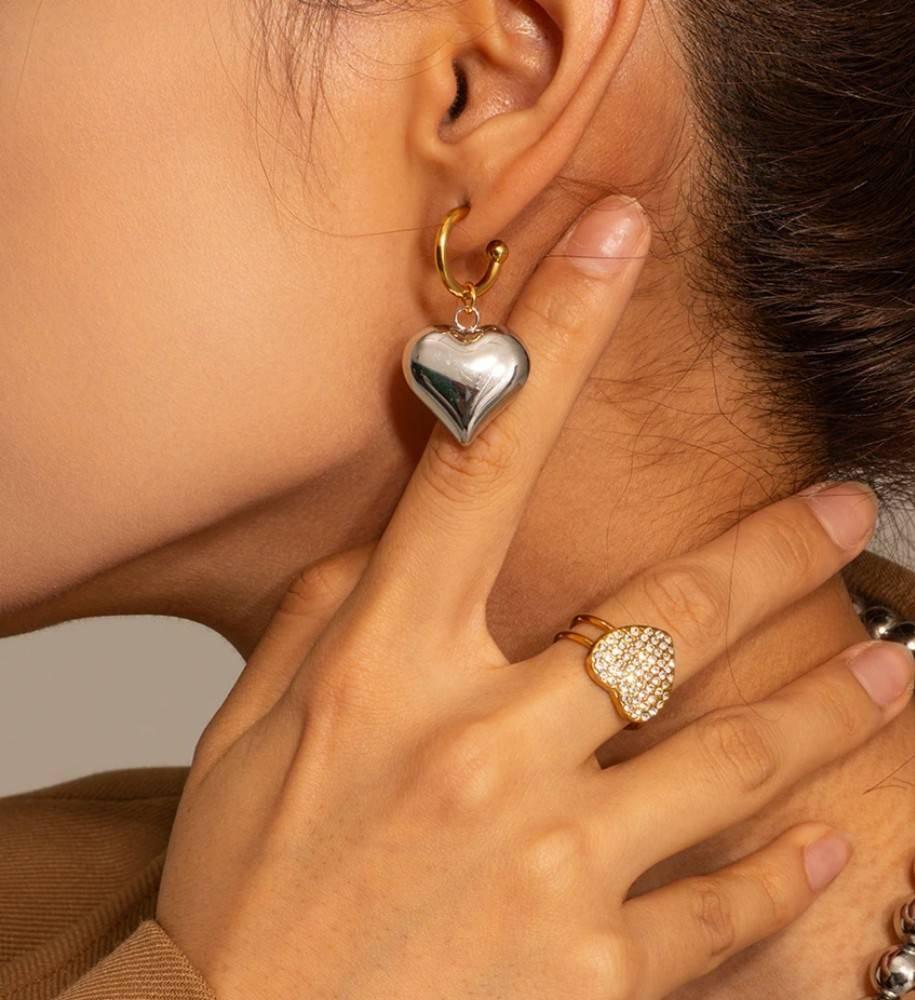 Aretes dos tonos corazon