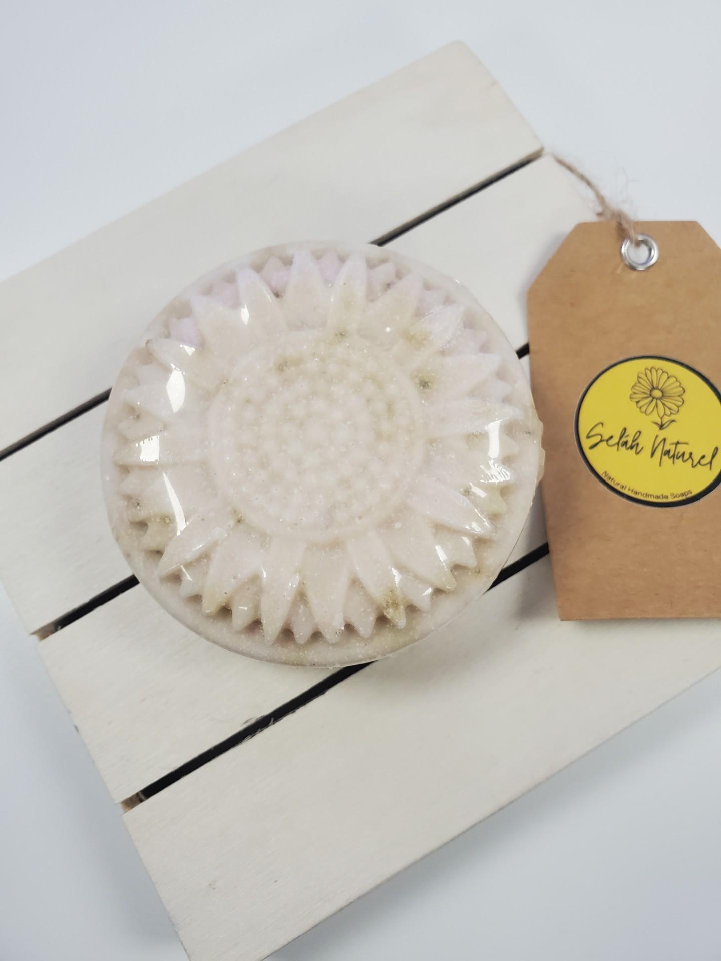 Jabón de Té de Romero, Arcilla Blanca y Aloe Vera/Aceite Esencial de Romero
